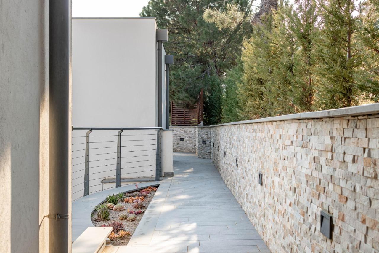 H11 Luxury 12B Porto - Piscina - Jacuzzi Santo Stefano al Mare Exterior foto