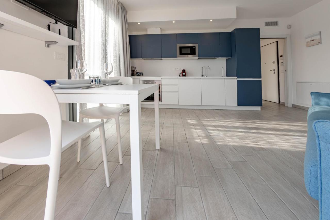H11 Luxury 12B Porto - Piscina - Jacuzzi Santo Stefano al Mare Exterior foto