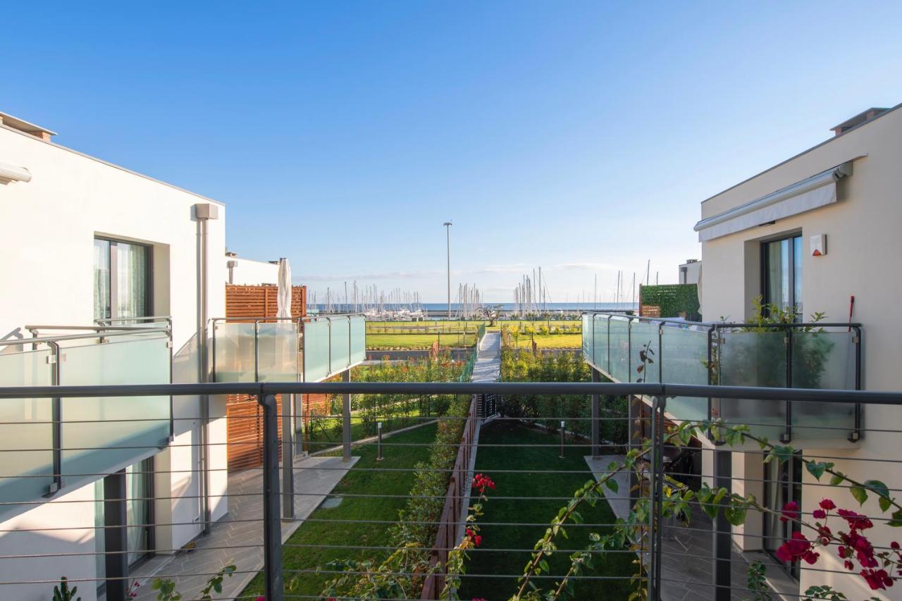 H11 Luxury 12B Porto - Piscina - Jacuzzi Santo Stefano al Mare Exterior foto